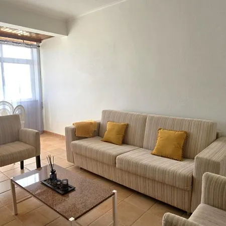 2b Marisol - Casas & Papeis Armacao de Pera